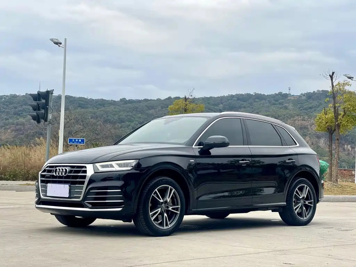 AUDI Q5L