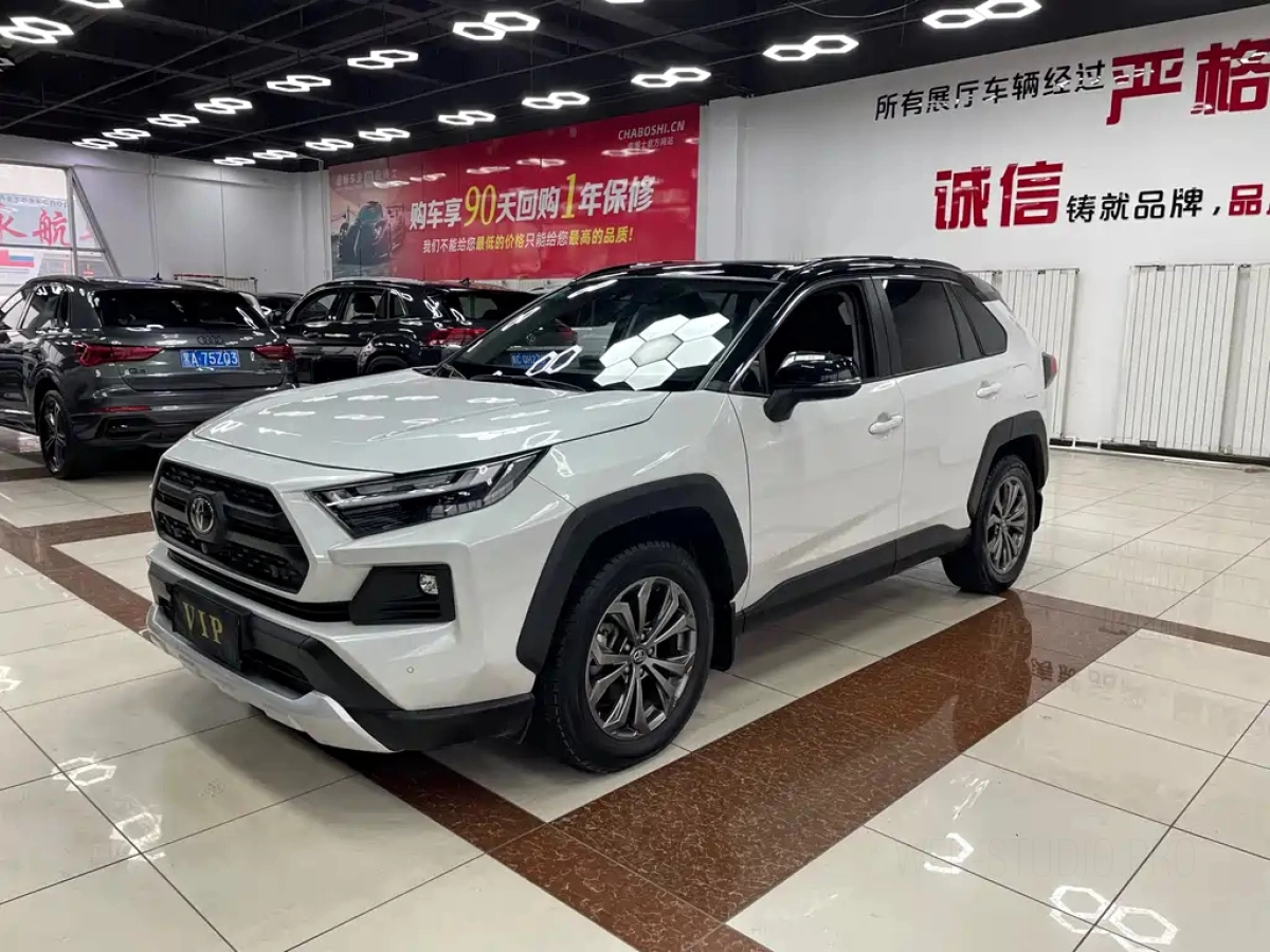 TOYOTA RAV4
