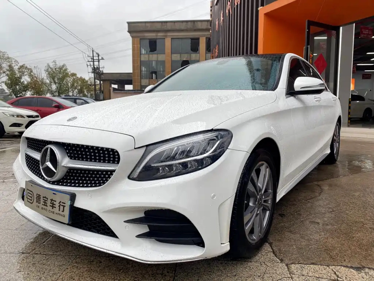 MERCEDES-BENZ C-CLASS