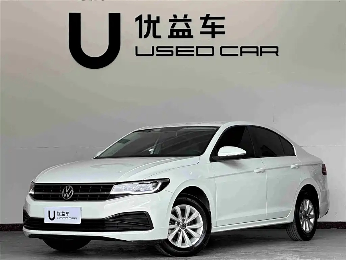 VOLKSWAGEN BORA  2021