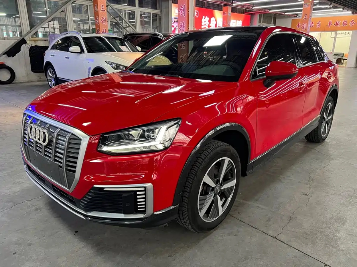 AUDI Q2L E-TRON  2021