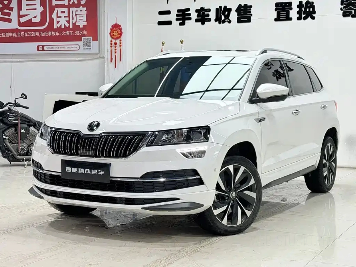 SKODA KAROQ  2022