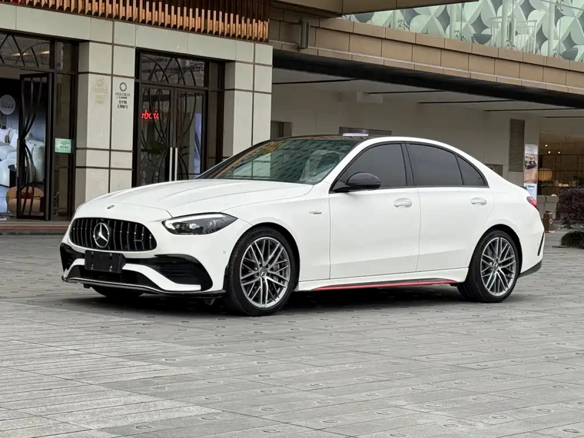 MERCEDES-BENZ C-CLASS AMG