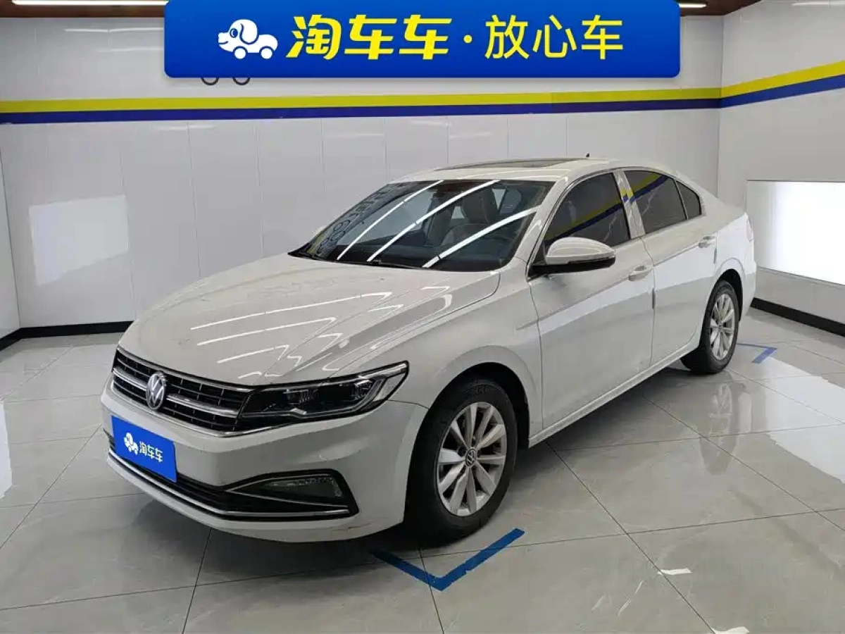 VOLKSWAGEN BORA  2021