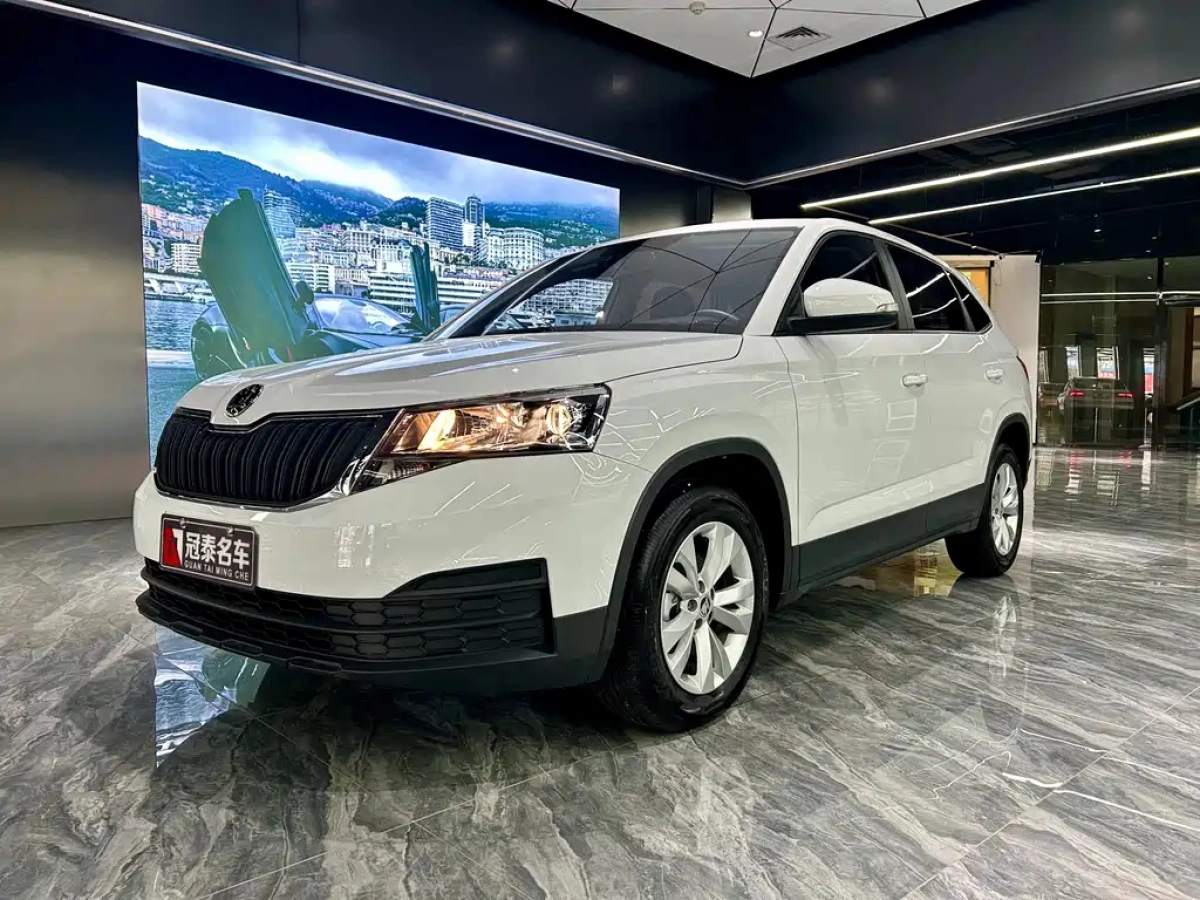 SKODA KAMIQ  2024
