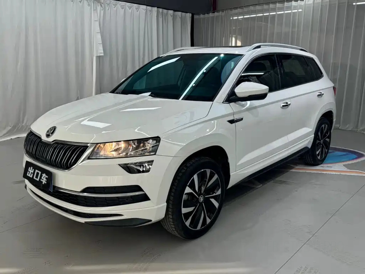 SKODA KAROQ  2022