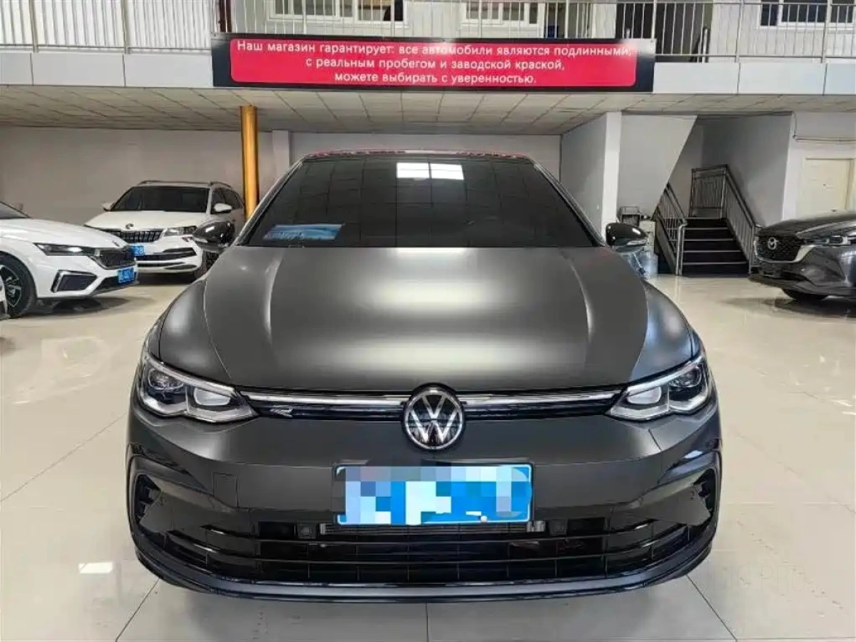 VOLKSWAGEN GOLF