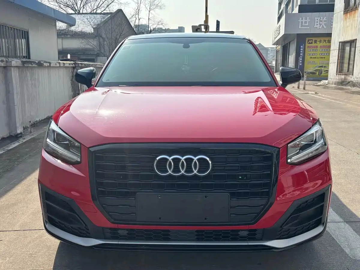 AUDI Q2L