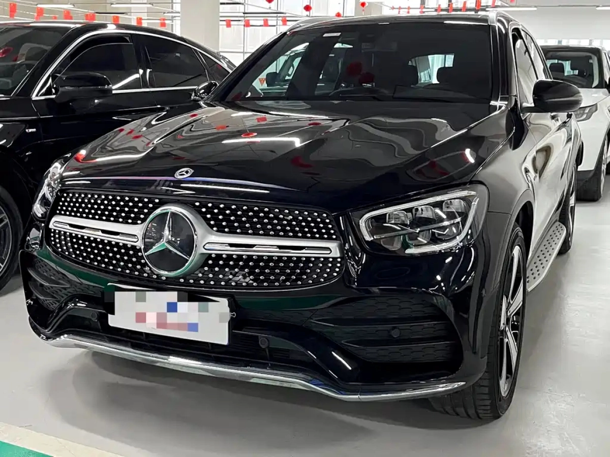 MERCEDES-BENZ GLC