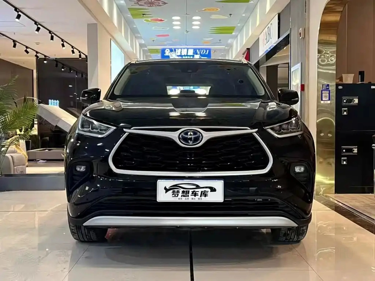 TOYOTA HIGHLANDER  2023