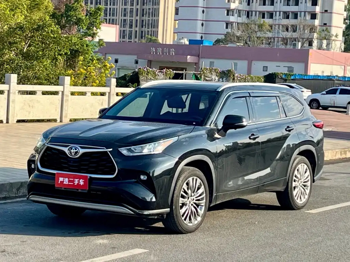 TOYOTA HIGHLANDER  2023