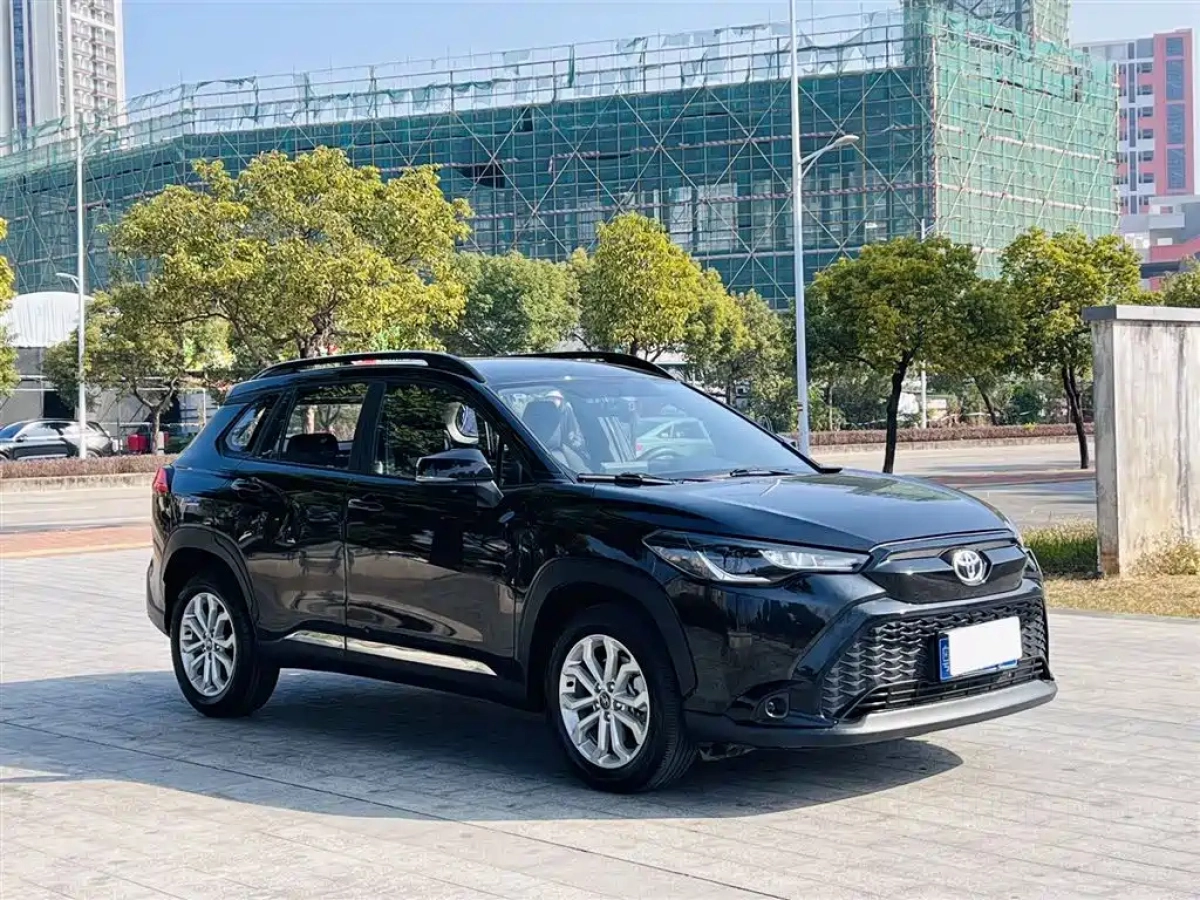 TOYOTA COROLLA CROSS