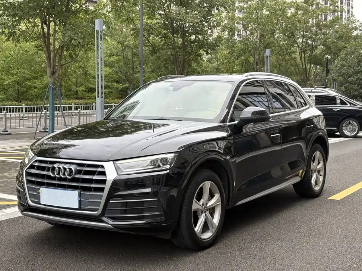 AUDI Q5L  2019