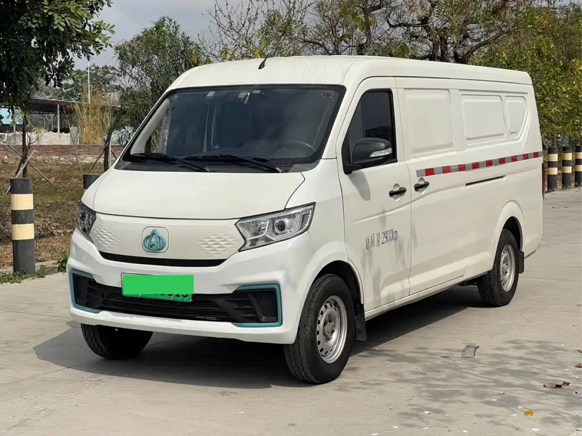 CHANGAN KUAYUE STAR V7 EV  2024