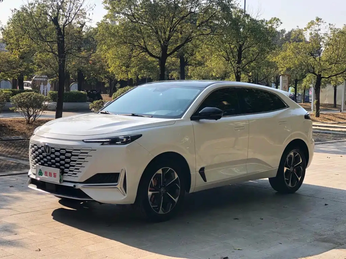 CHANGAN UNI-K IDD  2022