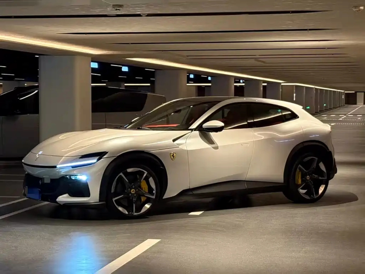 FERRARI PUROSANGUE  2025