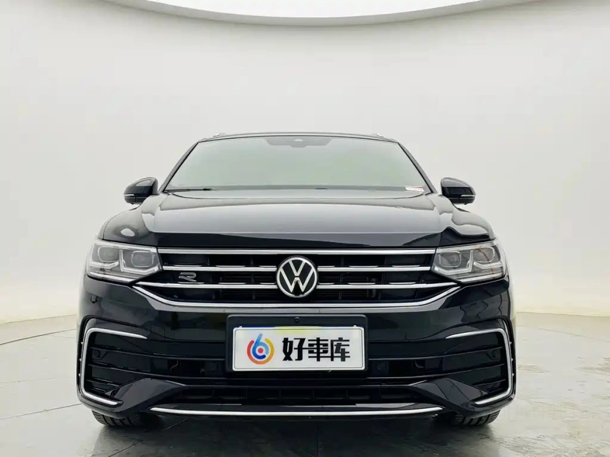 VOLKSWAGEN TIGUAN X