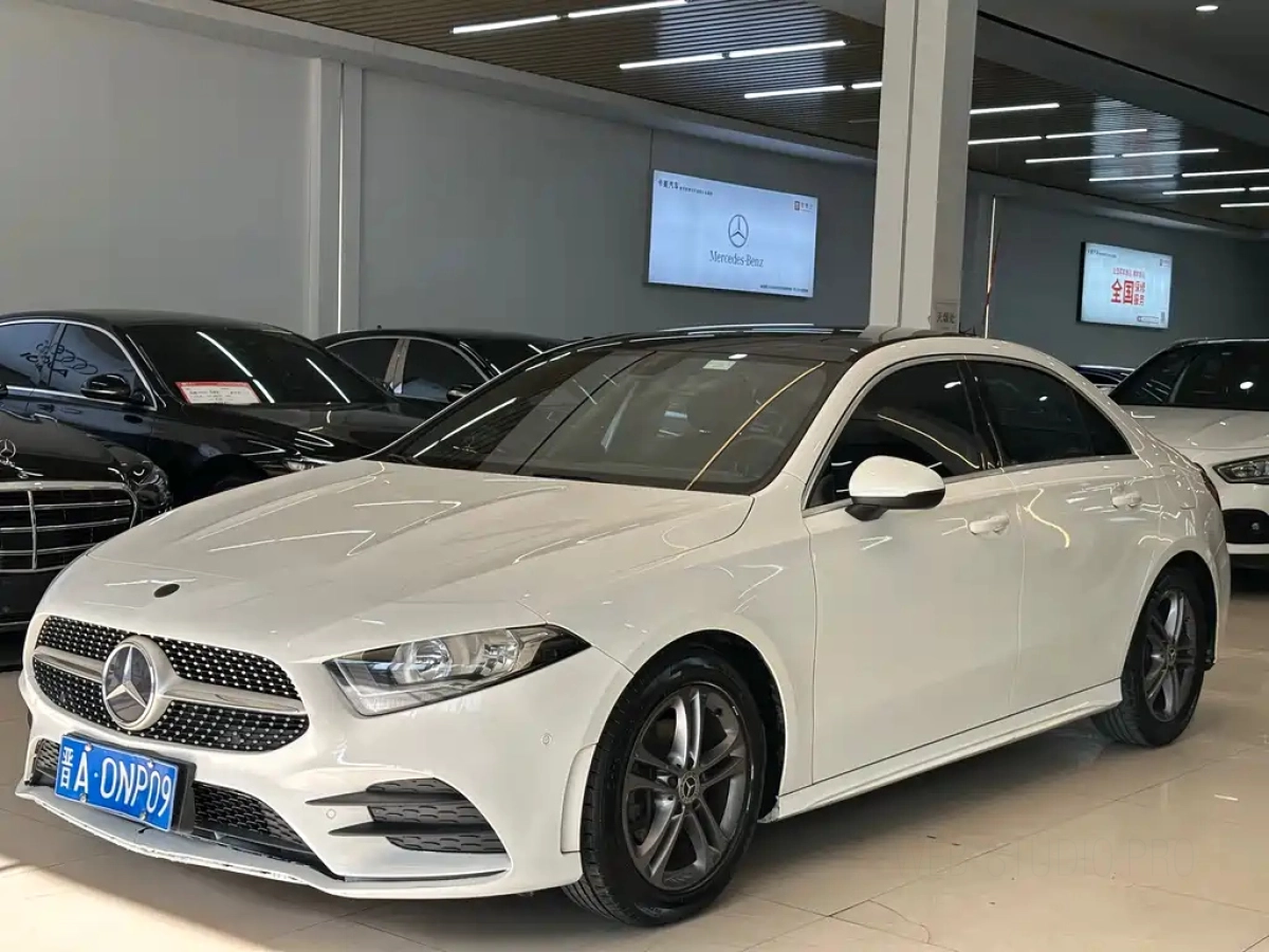 MERCEDES-BENZ A-CLASS  2021