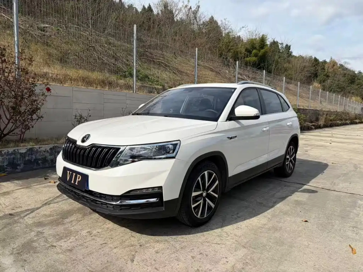 SKODA KAMIQ  2021