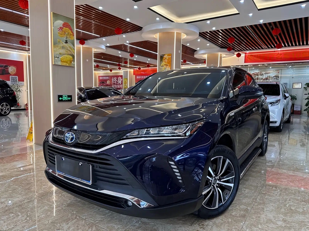 TOYOTA HARRIER  2022
