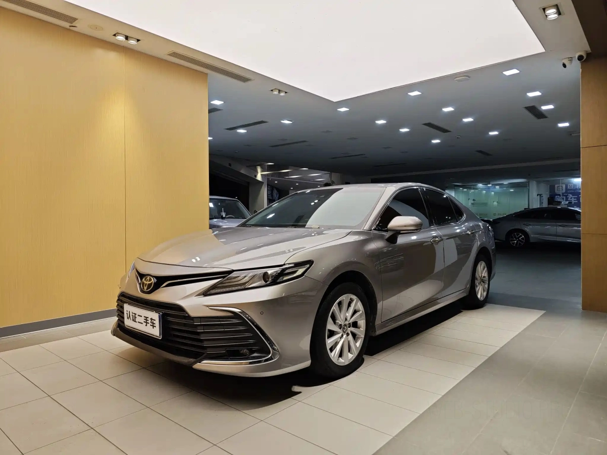 TOYOTA CAMRY 2023