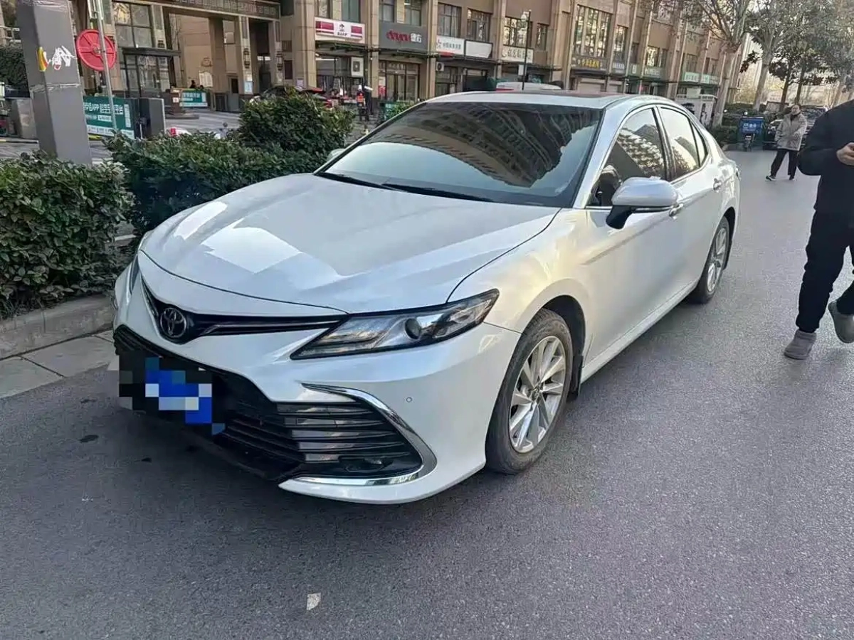 TOYOTA CAMRY 2023