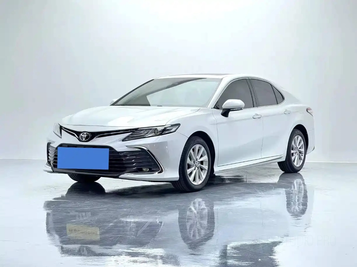TOYOTA CAMRY 2023