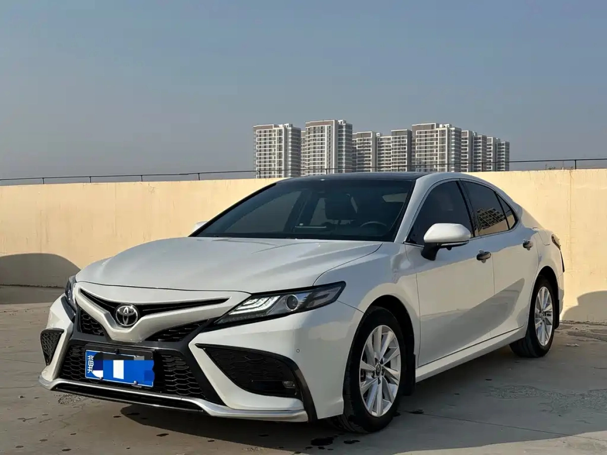 TOYOTA CAMRY 2023