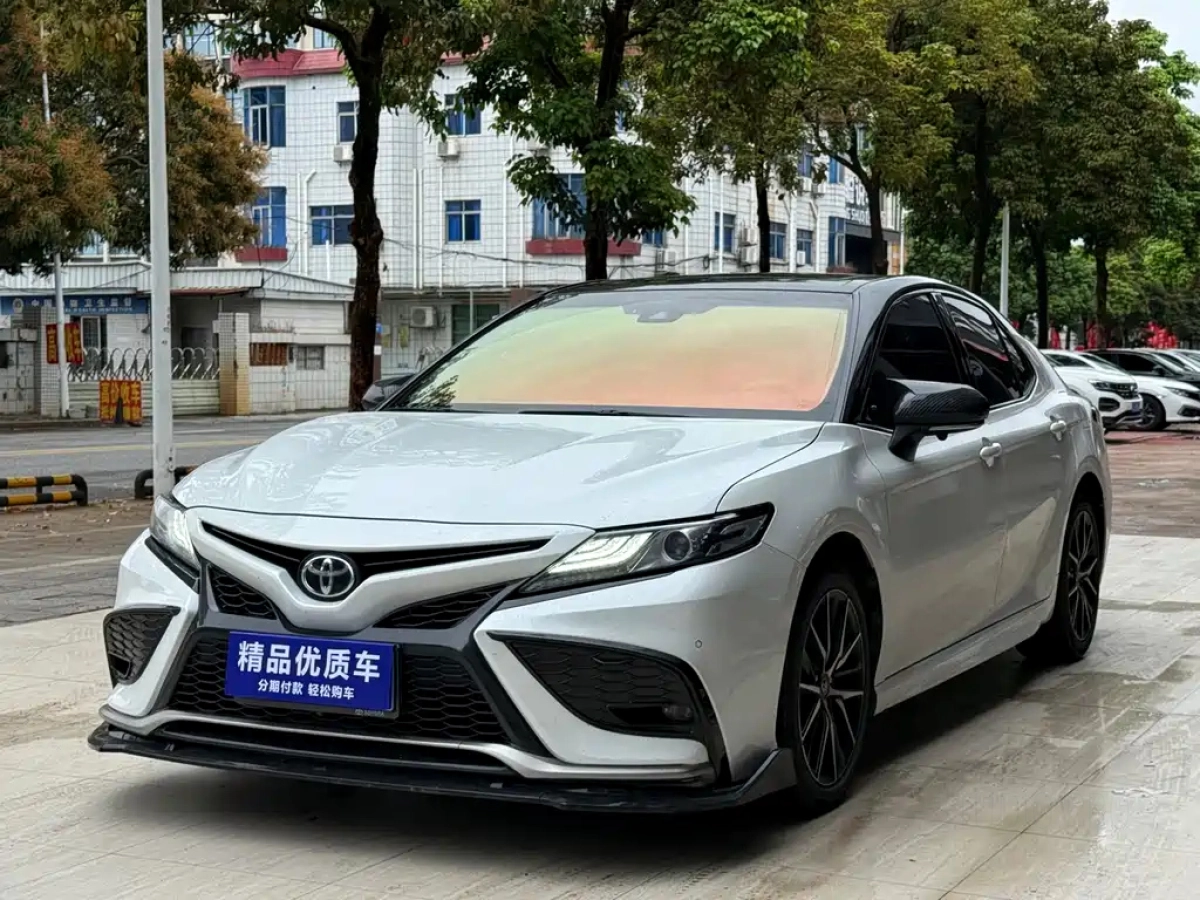 TOYOTA CAMRY 2022