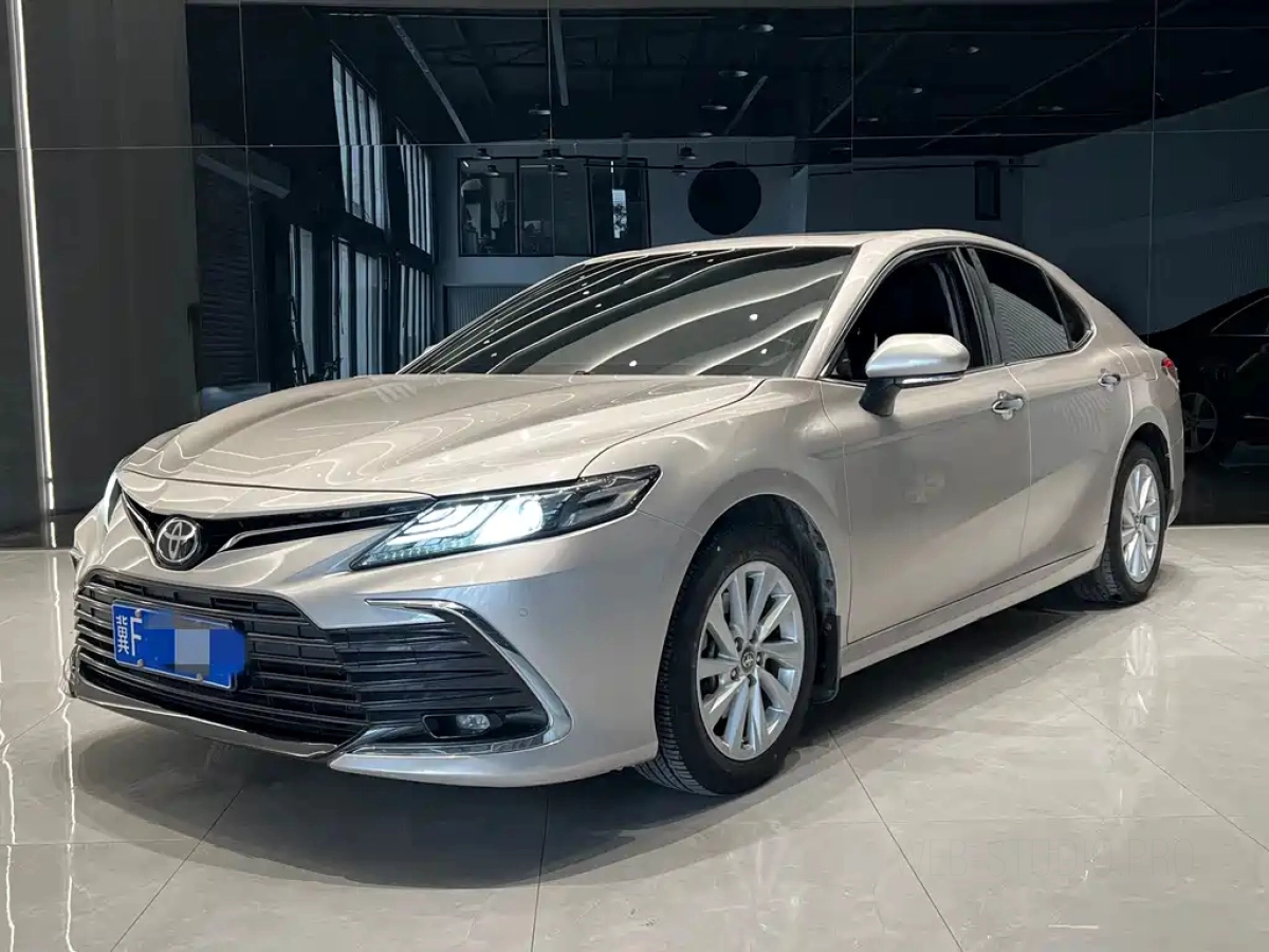 TOYOTA CAMRY 2022