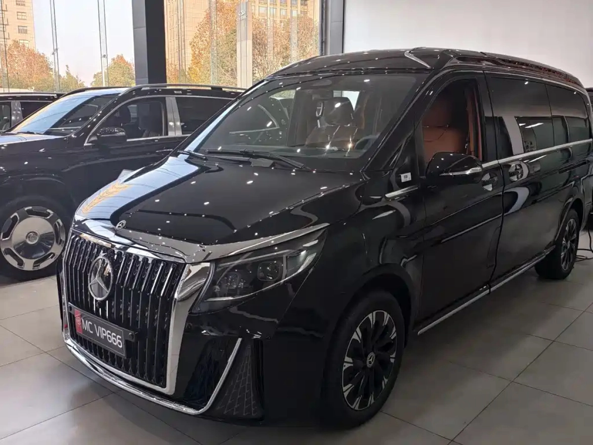 MERCEDES-BENZ V-CLASS  2025