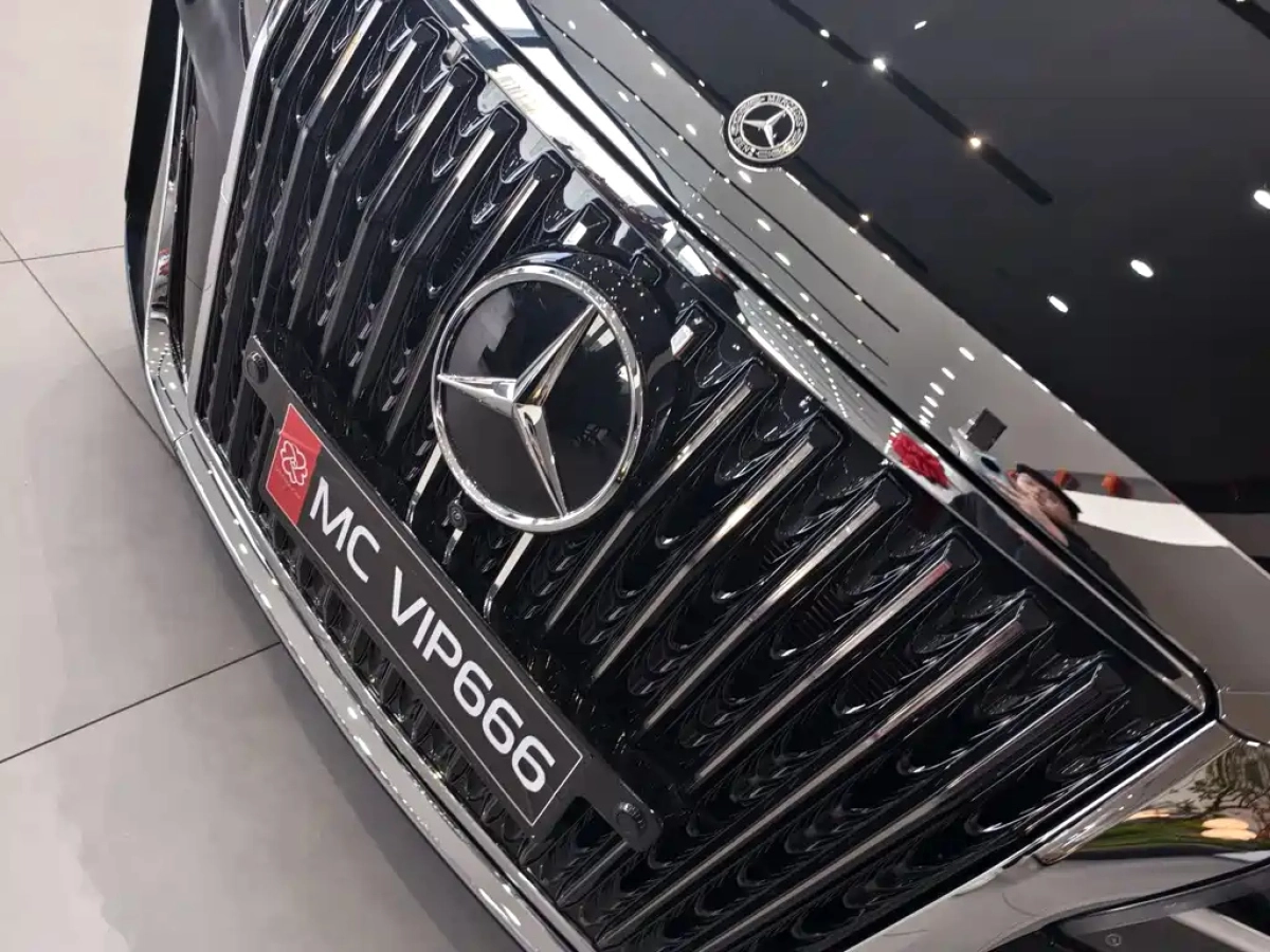 MERCEDES-BENZ V-CLASS