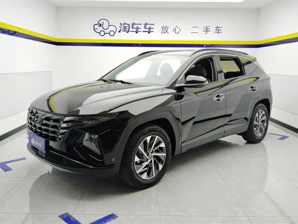 HYUNDAI TUCSON  2023