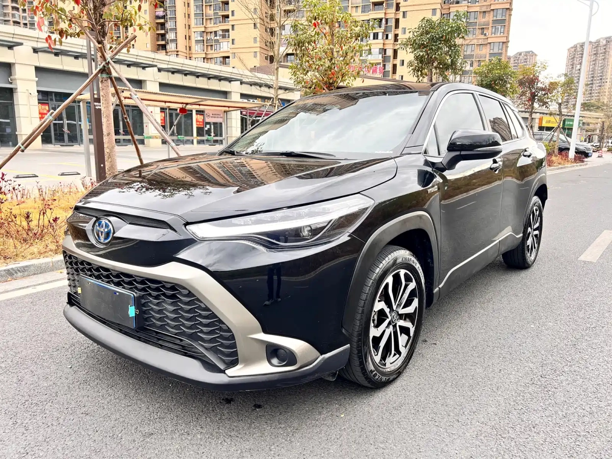 TOYOTA COROLLA CROSS