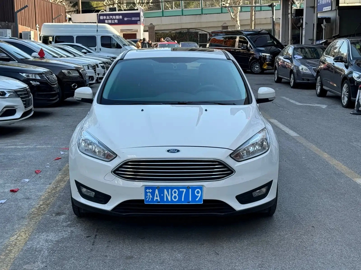 FORD FOCUS  2020