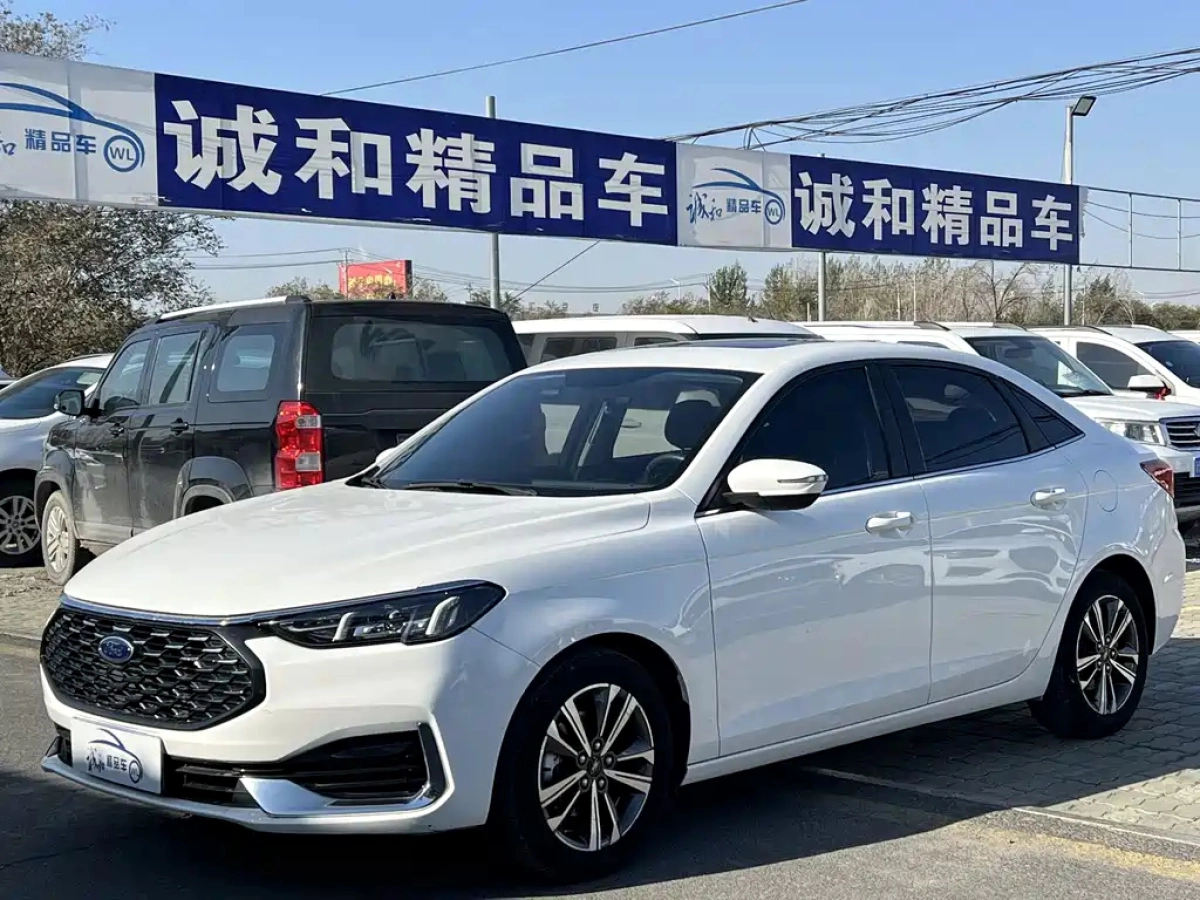 FORD FOCUS CLASSIC  2021