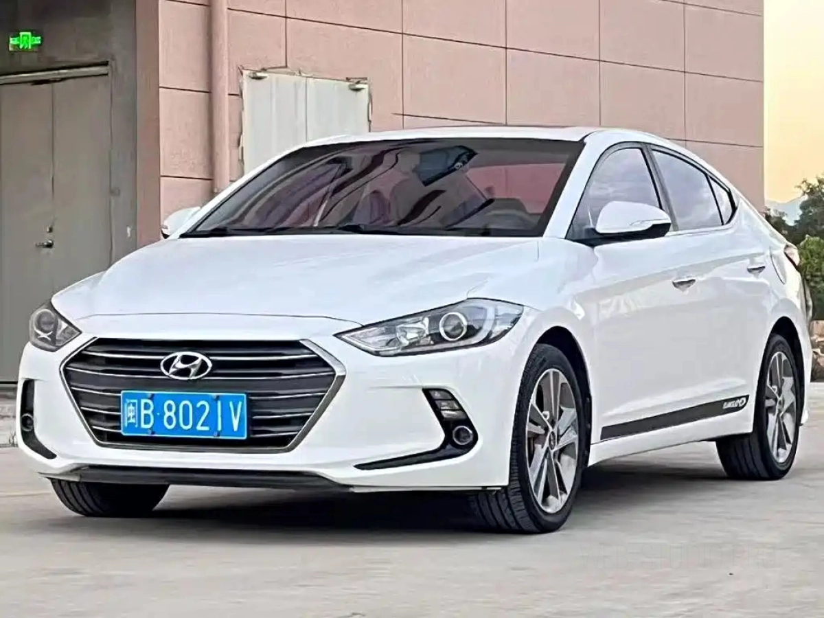 HYUNDAI ELANTRA  2019