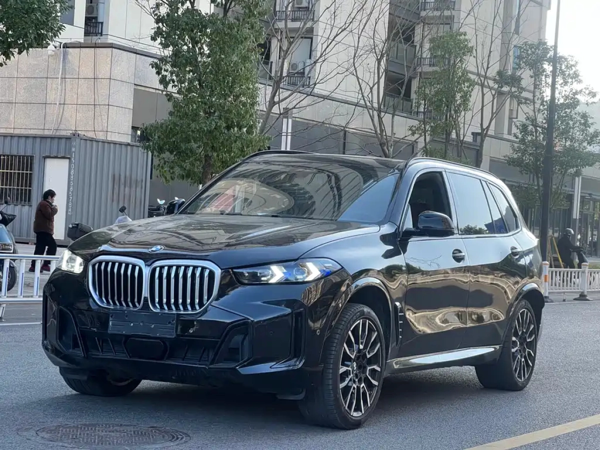BMW X5  2024