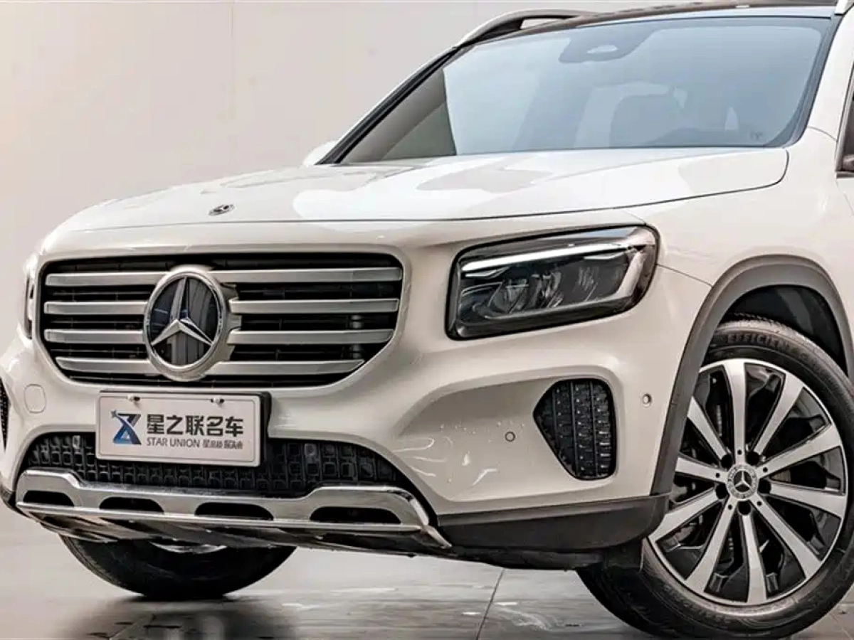MERCEDES-BENZ GLB