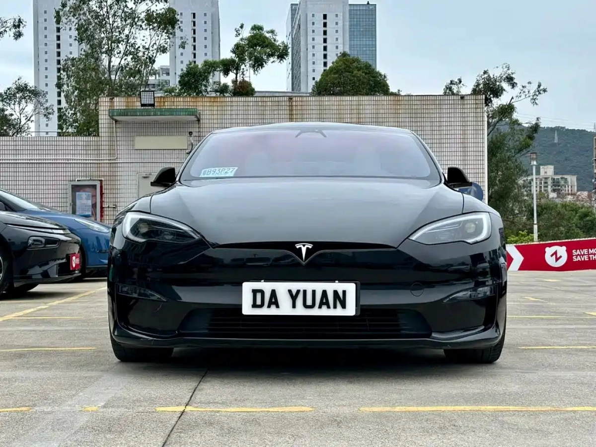 TESLA MODEL S