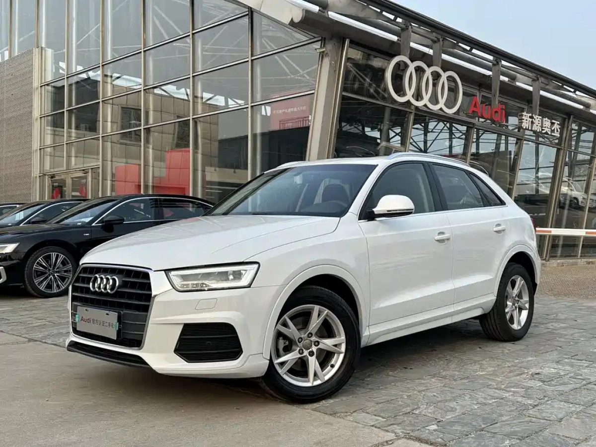 AUDI Q3  2019