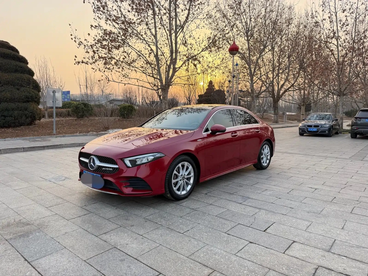 MERCEDES-BENZ A-CLASS