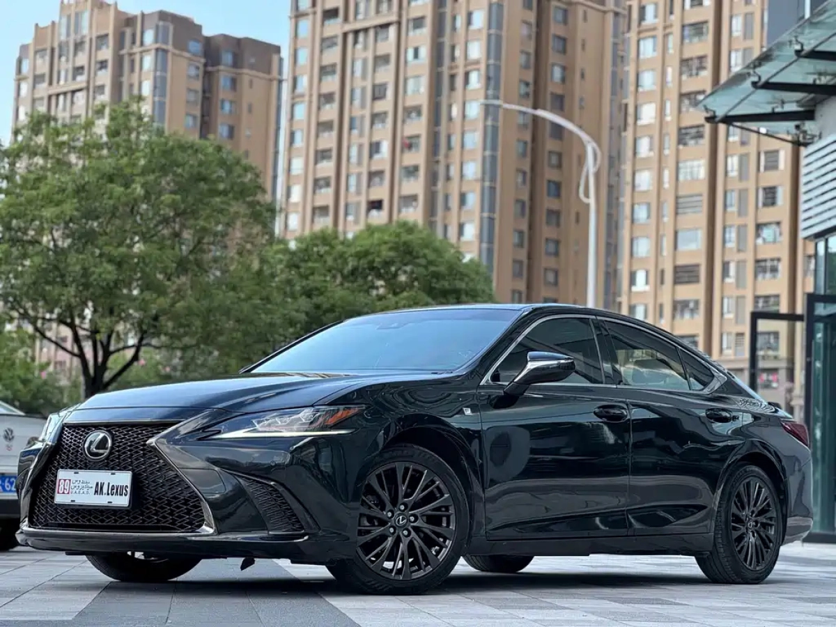 LEXUS ES  2019