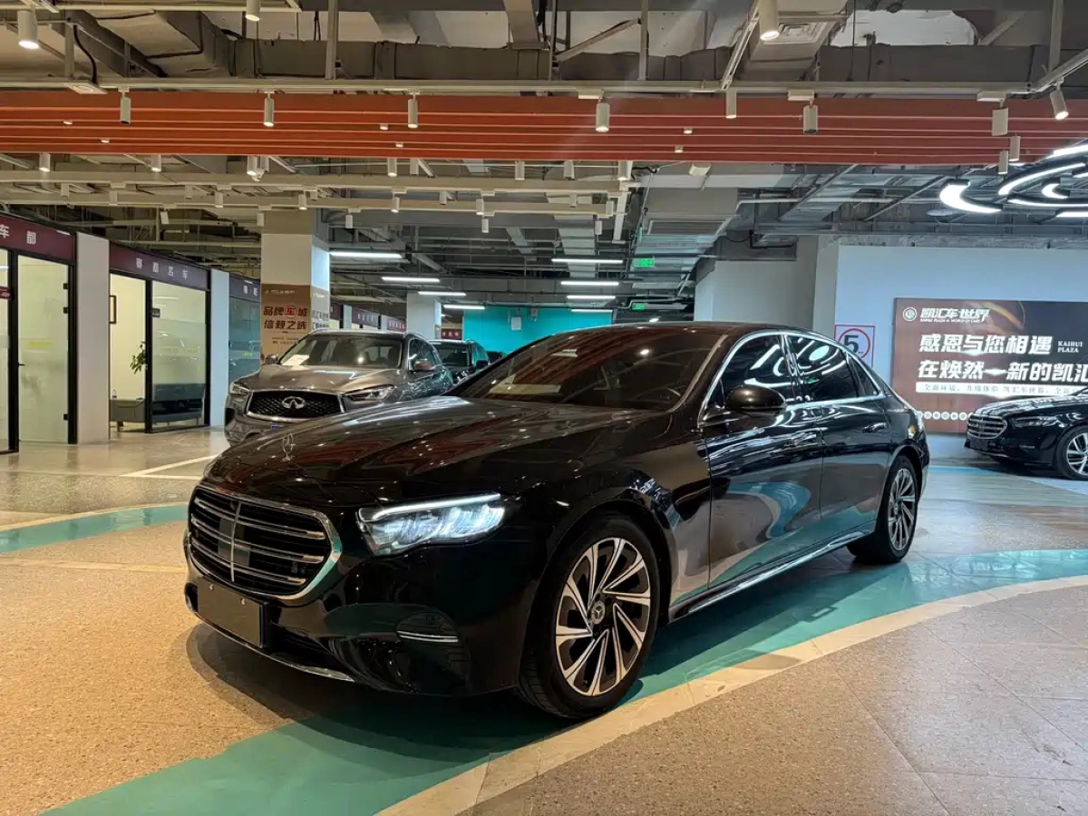 MERCEDES-BENZ E-CLASS  2024