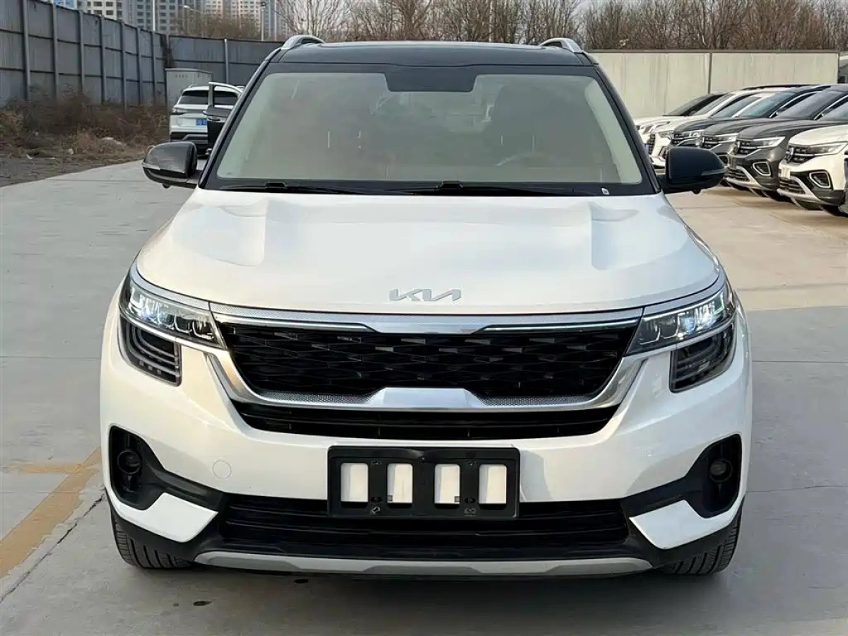 KIA KX3