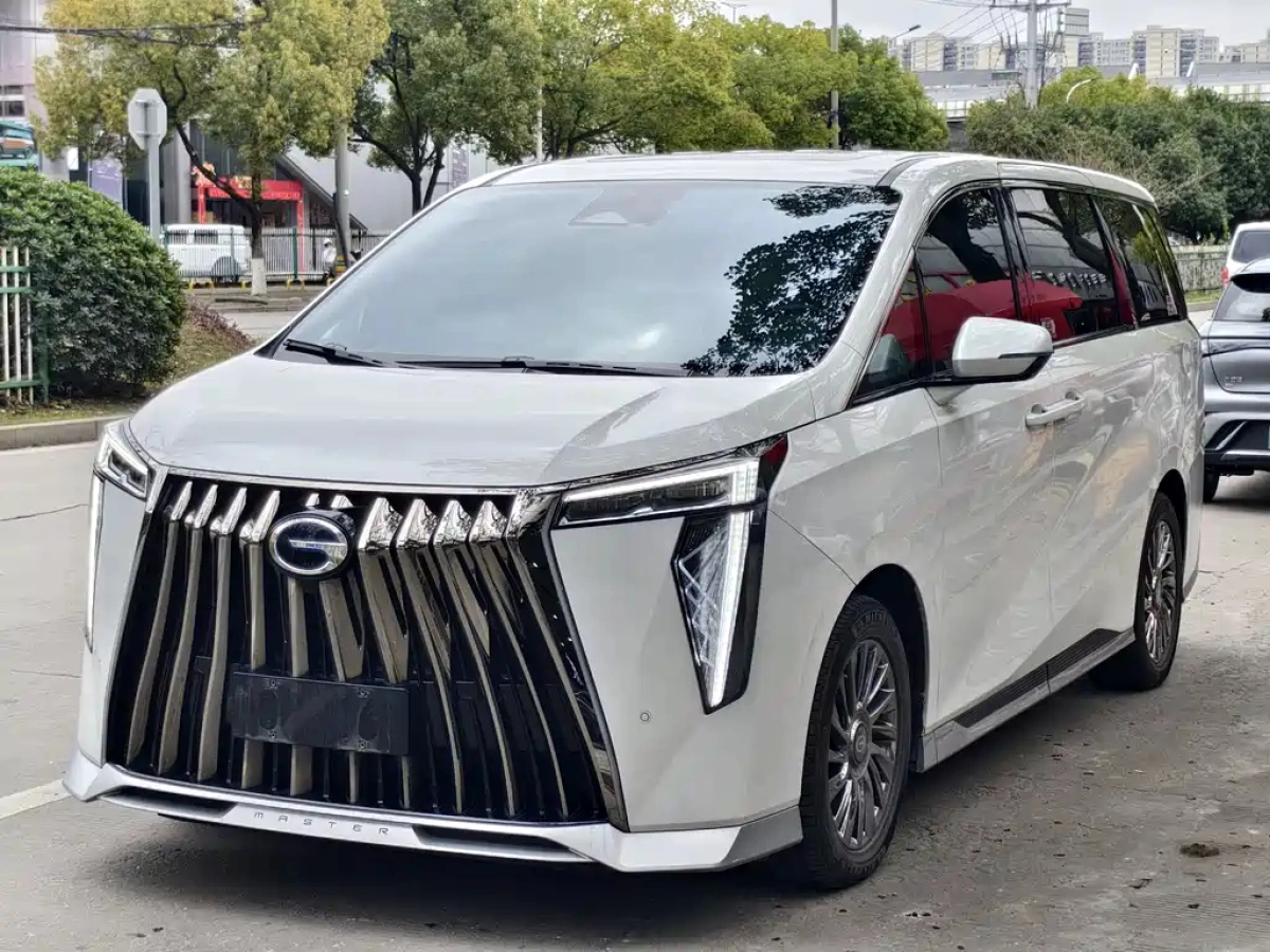 GAC TRUMPCHI TRUMPCHI M8