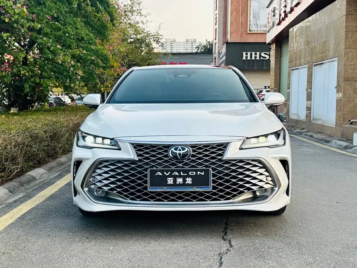 TOYOTA AVALON