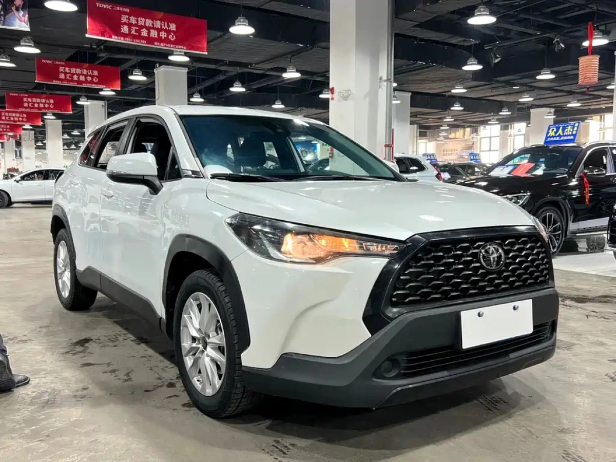 TOYOTA COROLLA CROSS