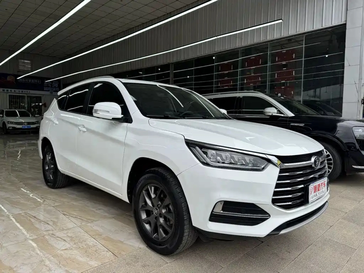 BYD SONG  2022