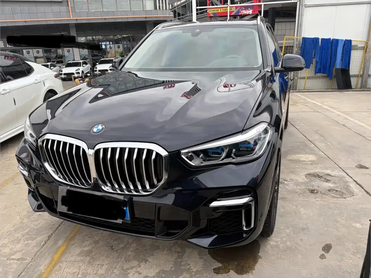 BMW X5  2022